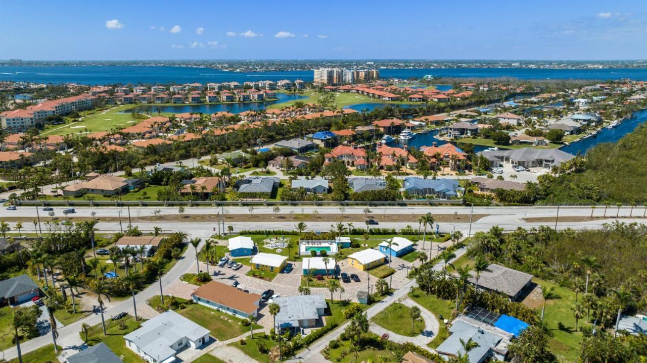 Poolside King Cottage With Kitchen - 10 Minutes To Beach! Fort Myers Eksteriør bilde